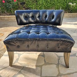 Lounge Style Chairs