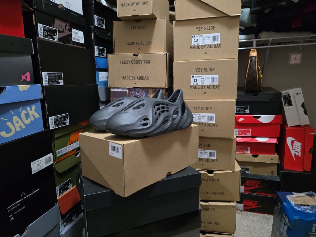 ADIDAS YEEZY FOAM RNR