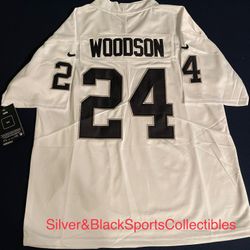 YOUTH STITCHED LAS VEGAS RAIDERS JERSEY SIZE SMALL/MED/LARGE Ships Same Day If Ordered Before 3pm PST