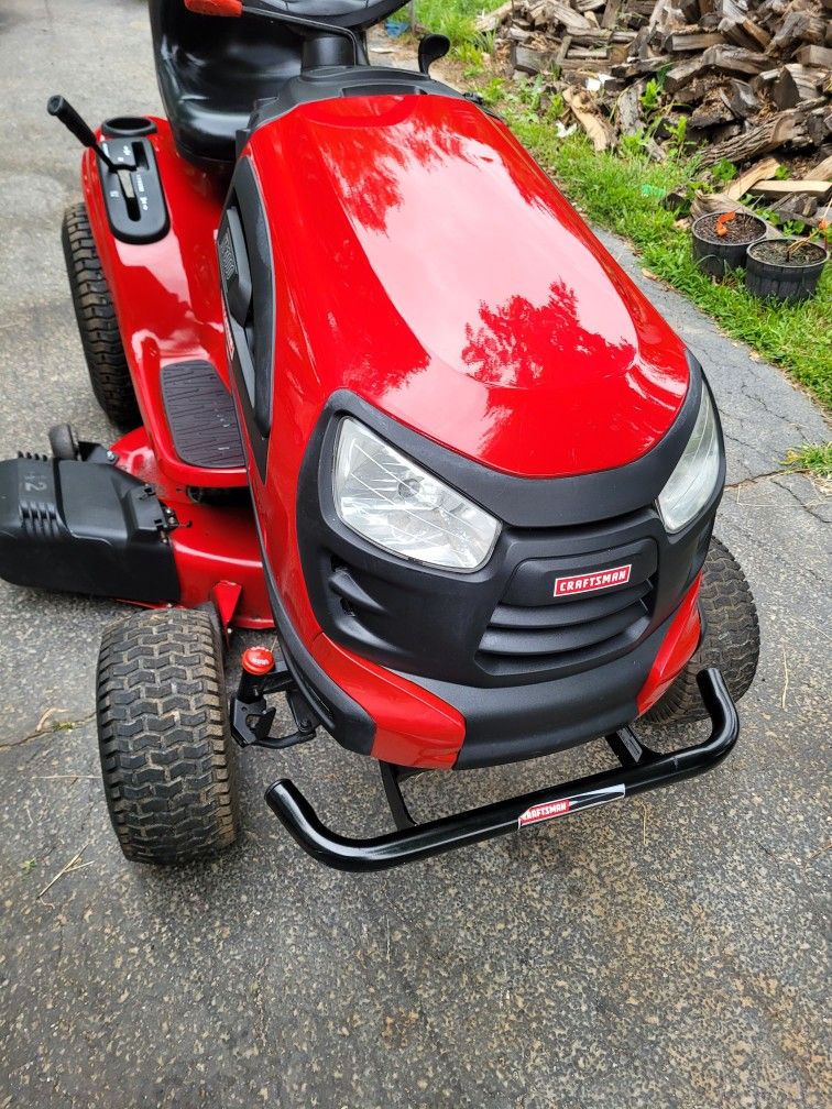 Riding Lawnmower Craftsman Lawn Mower Garden Tractor Mint Condition Barely Used No Holds 
