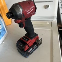 Milwaukee 4 Speed Impact With New 5.0 Battery