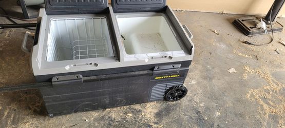 Smith belt portable ice chest electric