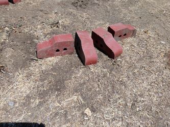 Make a fire pit or a barbecue out of bricks