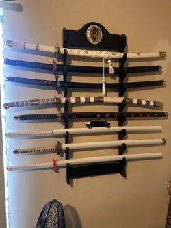 Replica/toy katanas