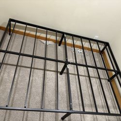 Full size metal bed Frame 