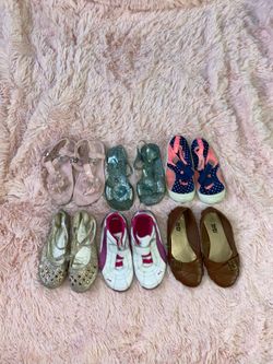 Girls shoes size 11
