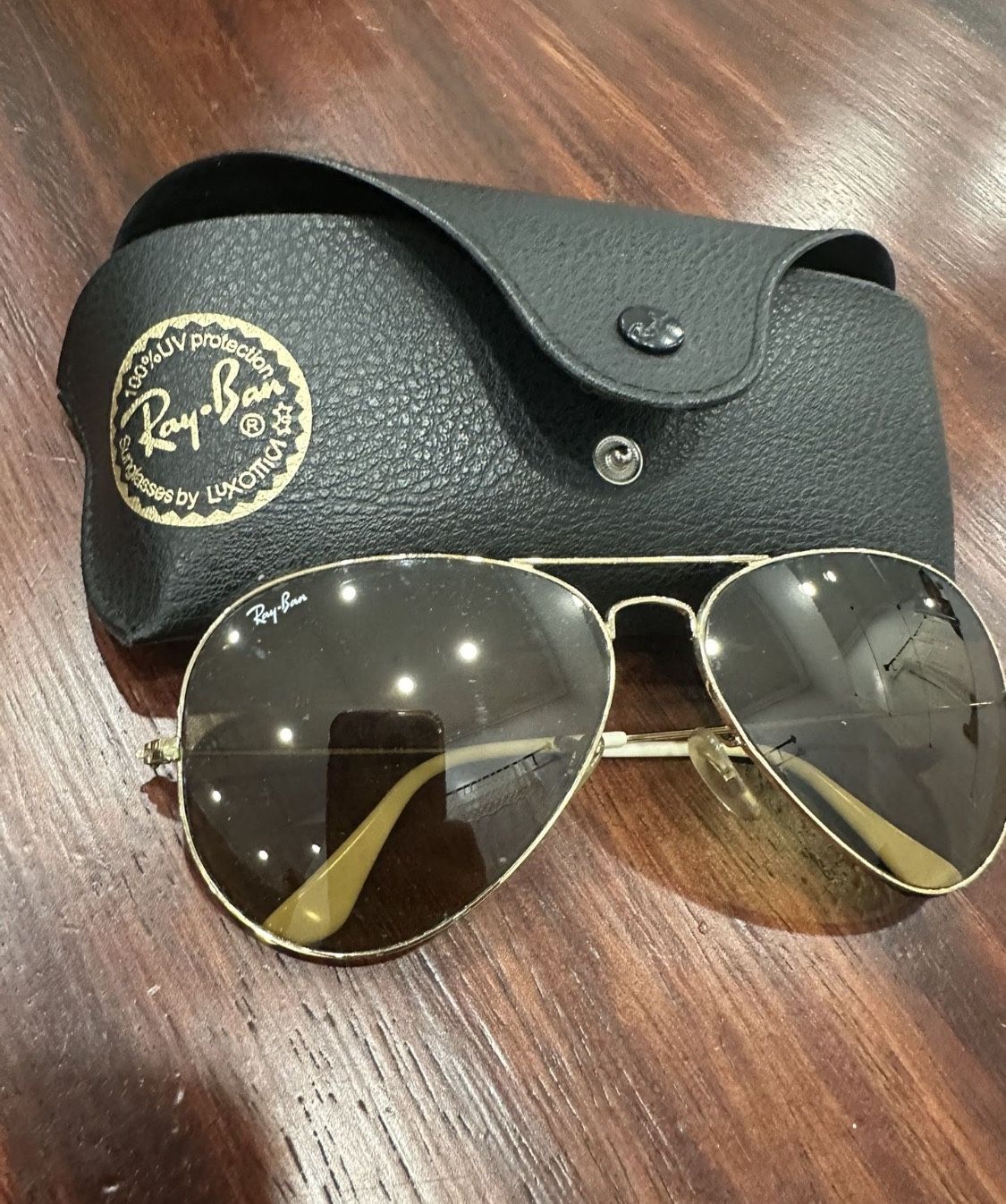 100% Authentic Ray Ban Sunglasses With Case