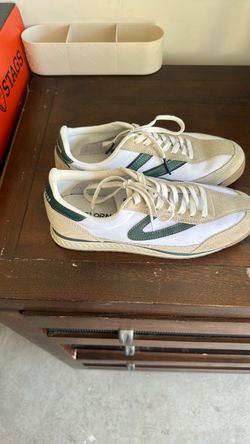 Tretorn Low-Top Sneakers White Green Suede