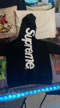 Supreme hoodie
