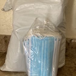 450 Disposable Face Masks