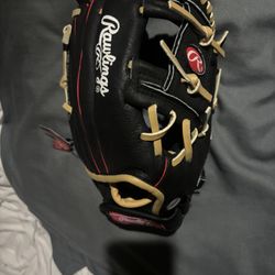 Rawlings Youth Glove For Ages 7-9. 10 1/2”