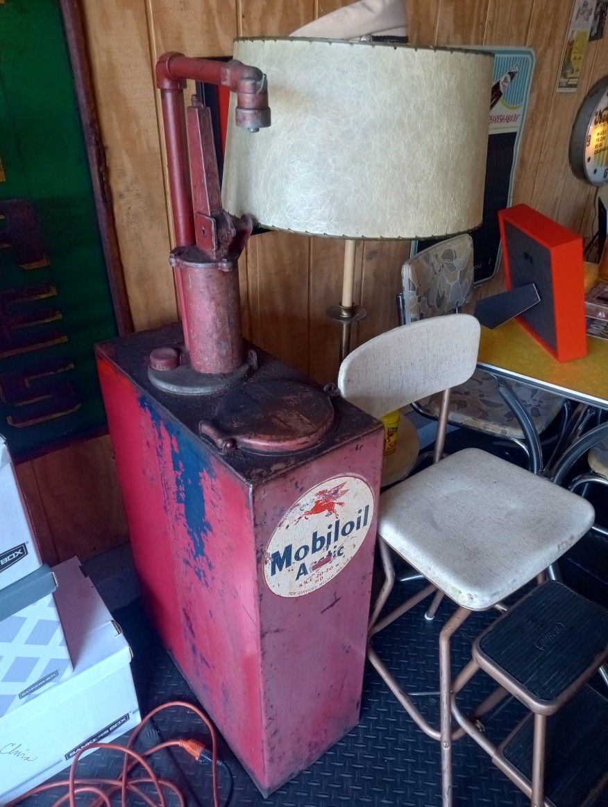 1940s Mobile Oil Dispenser
