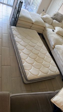 Like New Matress