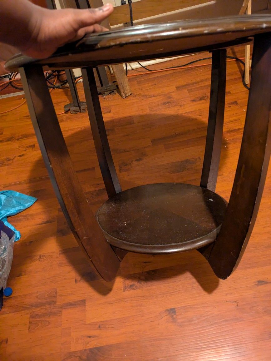 Round End Table