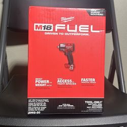 Milwaukee M18 Fuel 1/2” Mid Torque Impact Wrench W/ Friction Ring 