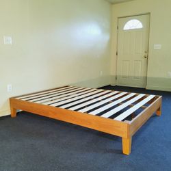 Zinus M.C.M Queen bed frame