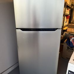 Refrigerator For Sale