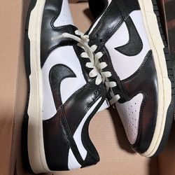 Nike dunk vintage women panda