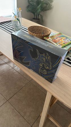 META CHARIZARD X ULTRA PREMIUM COLLECTION