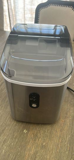 Nugget ice maker