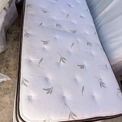 Twin Mattress And Box Spring Used Good Condition 