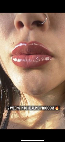 Lipstick Permanent  Thumbnail