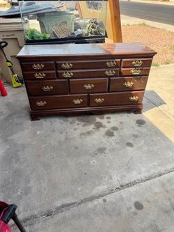 Dresser’s