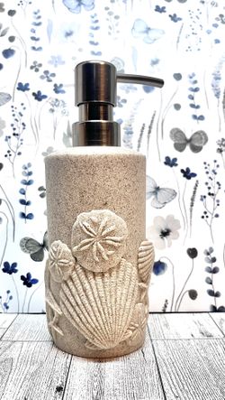 Coastal Bathroom Pieces 