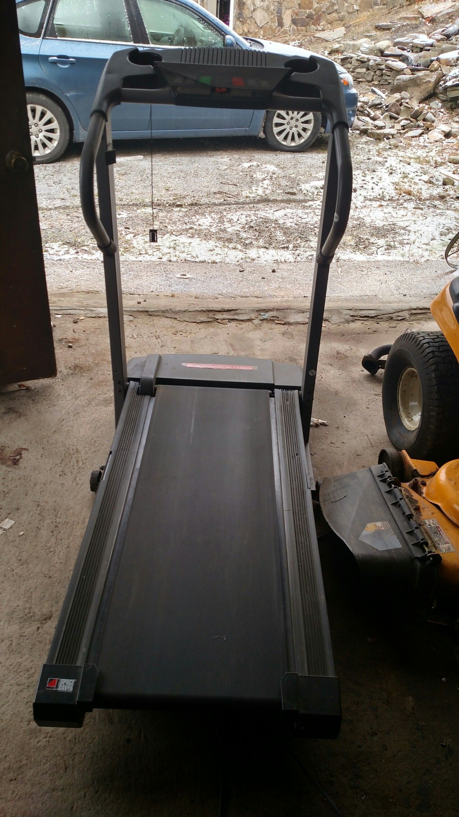 Wesco cadence 450 treadmill for Sale in Shickshinny, PA OfferUp
