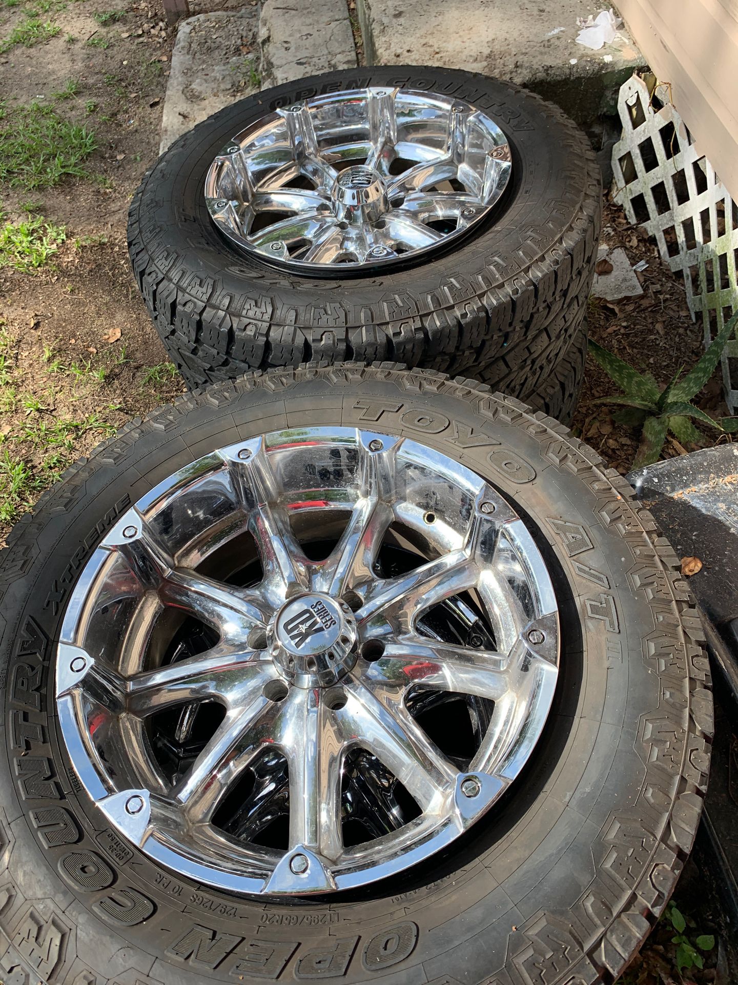 XD series rims with some open county Toyo A/T tires size