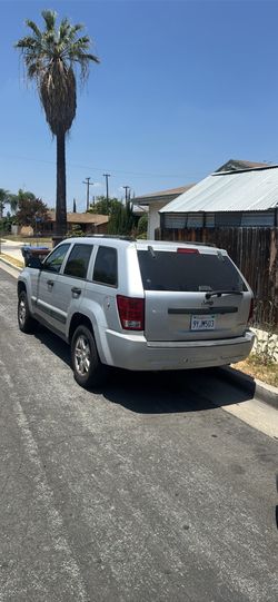 2005 Jeep Grand Cherokee Laredo