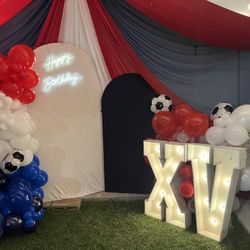 Back Drop  Main Table Balloon Arches
