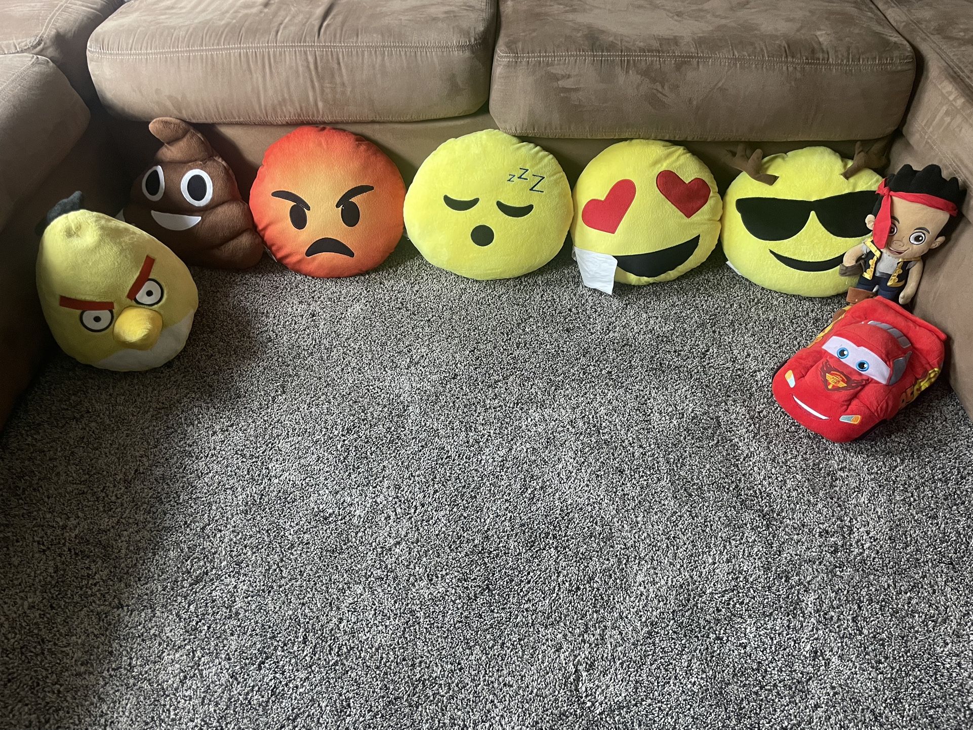 Small / Medium Plush Plushies Stuffed Animals Emojis Cars Angry Birds More Bundle Lot