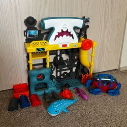 Kid Connection Ocean Adventure Playset with Light & Sound, 22 Pieces, Toddler Toys. Like New 