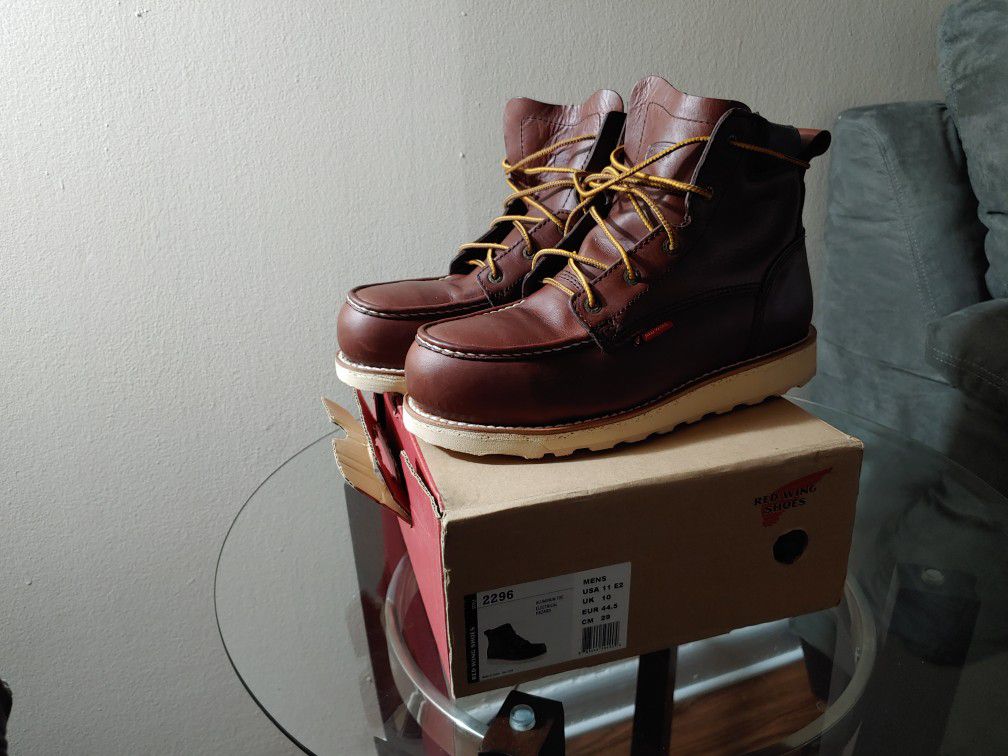 Redwings work boot
