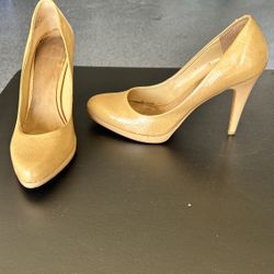 Women’s Shoes