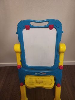 Kids 2-Sided Art Easel – Whiteboard & Chalkboard – $20