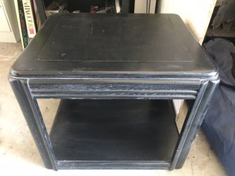 Black lacquer Oak end table