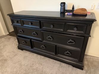 Black Wood Dresser with 7 Drawers