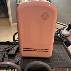 Mini Frigge Bauty  Routine. 