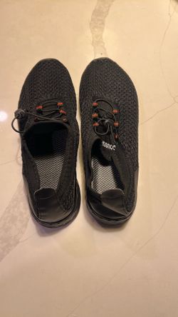 Men’s Light Gym Shoes 