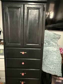 Wooden dresser