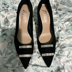 ZARA  Black Suede Pointed Toe Pumps Heels Shoes 