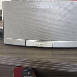 Bose Sound dock Portable Speaker Dock