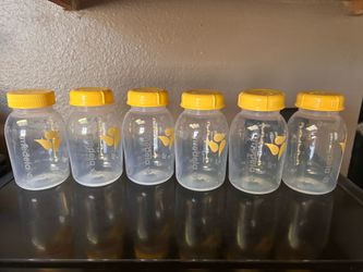 Medela breast milk storage bottles