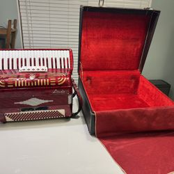 Lindo Kid’s Accordion - Made in Italy Accordion - Vintage