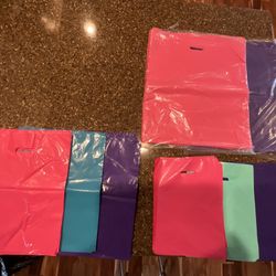 Plastic Merchandise Bags ( 3 Diff Sizes- 334 Bags Total)