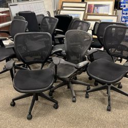 Office Chairs 