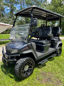 2023 Evolution Forward 4 D5 Maverick lithium lifted golf cart