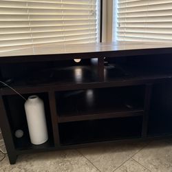 Corner Tv stand